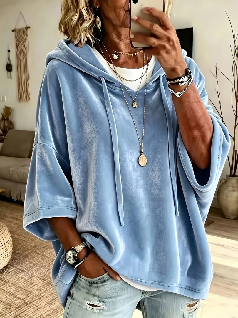 Lia | Velours poncho met capuchon