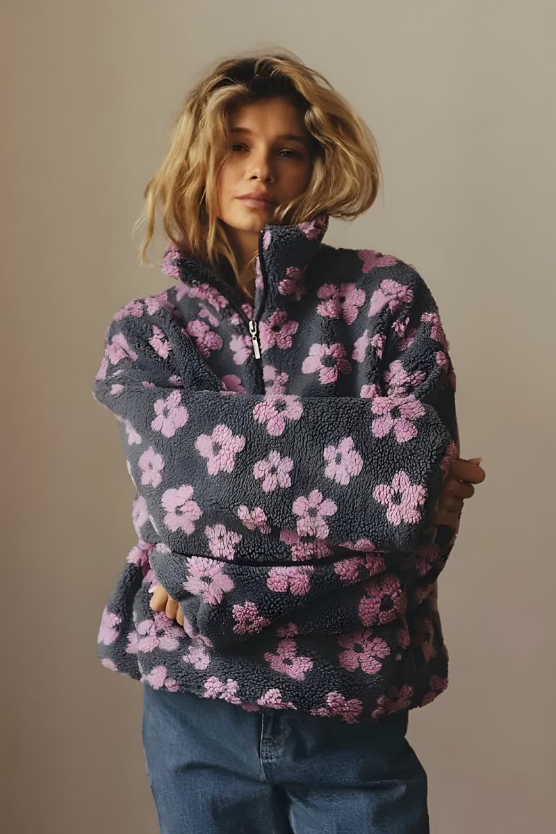 Nami™ | Comfy fleece trui met bloemenprint