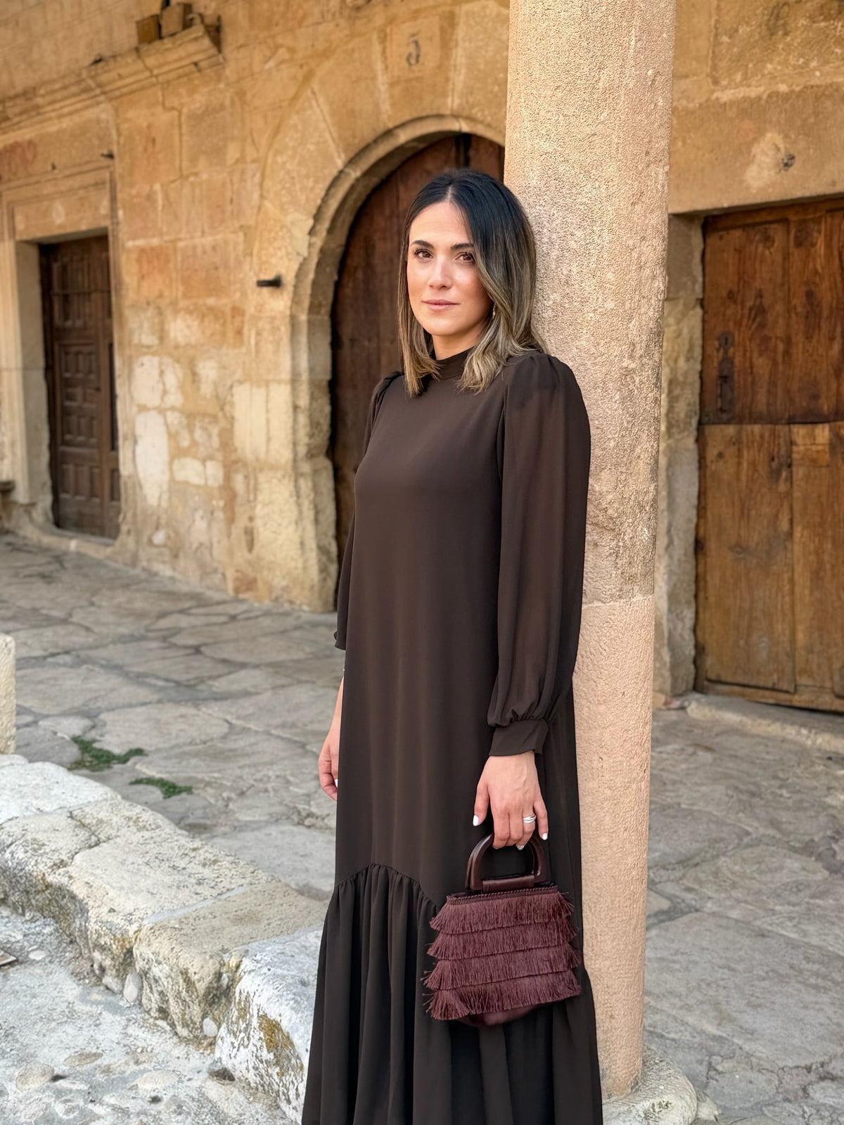 Andrea | Chiffon midi-jurk in chocoladebruin